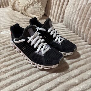 On Cloud/ On Running Cloud Womens Running Shoes - Black/Lavender/White